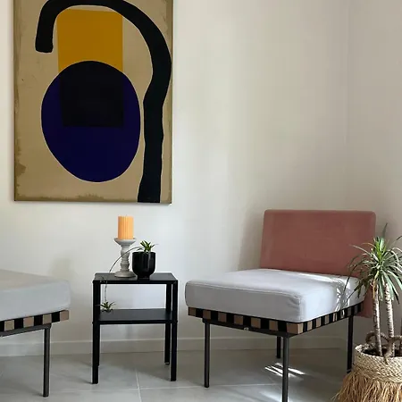 Apartment Cozy Flat In *