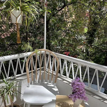 Apartment Cozy Flat In *